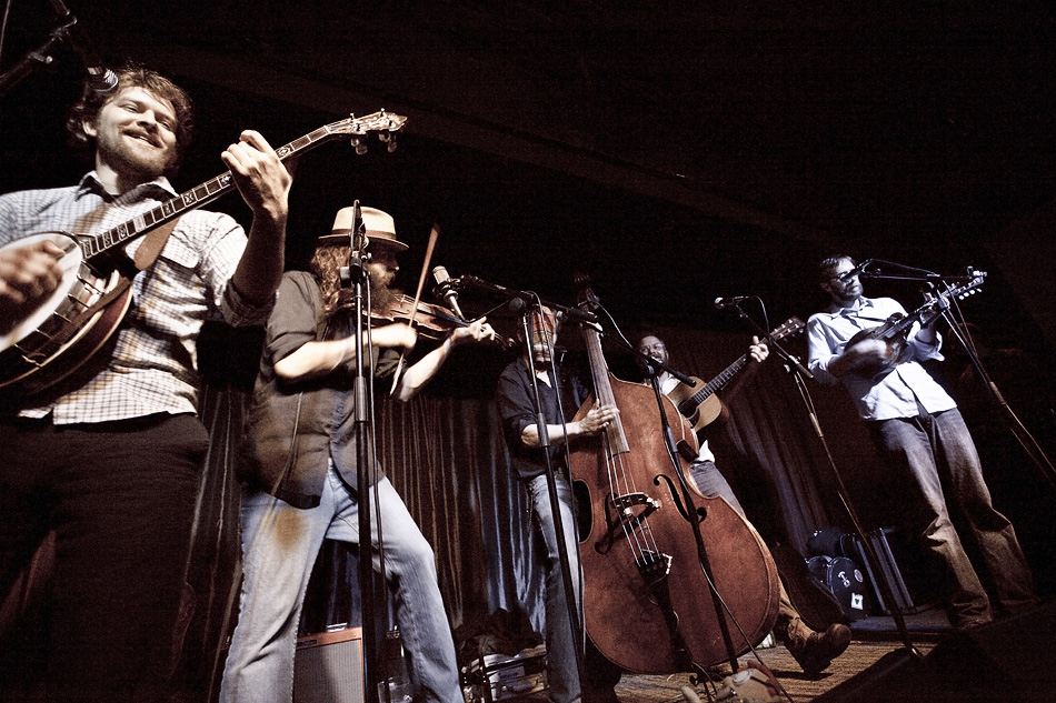 hackensaw boys on stage